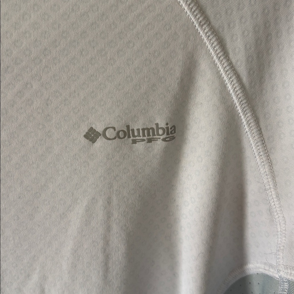 Columbia PFG Zero Freeze Sweat Activated Cooling Top - Picture 2 of 4